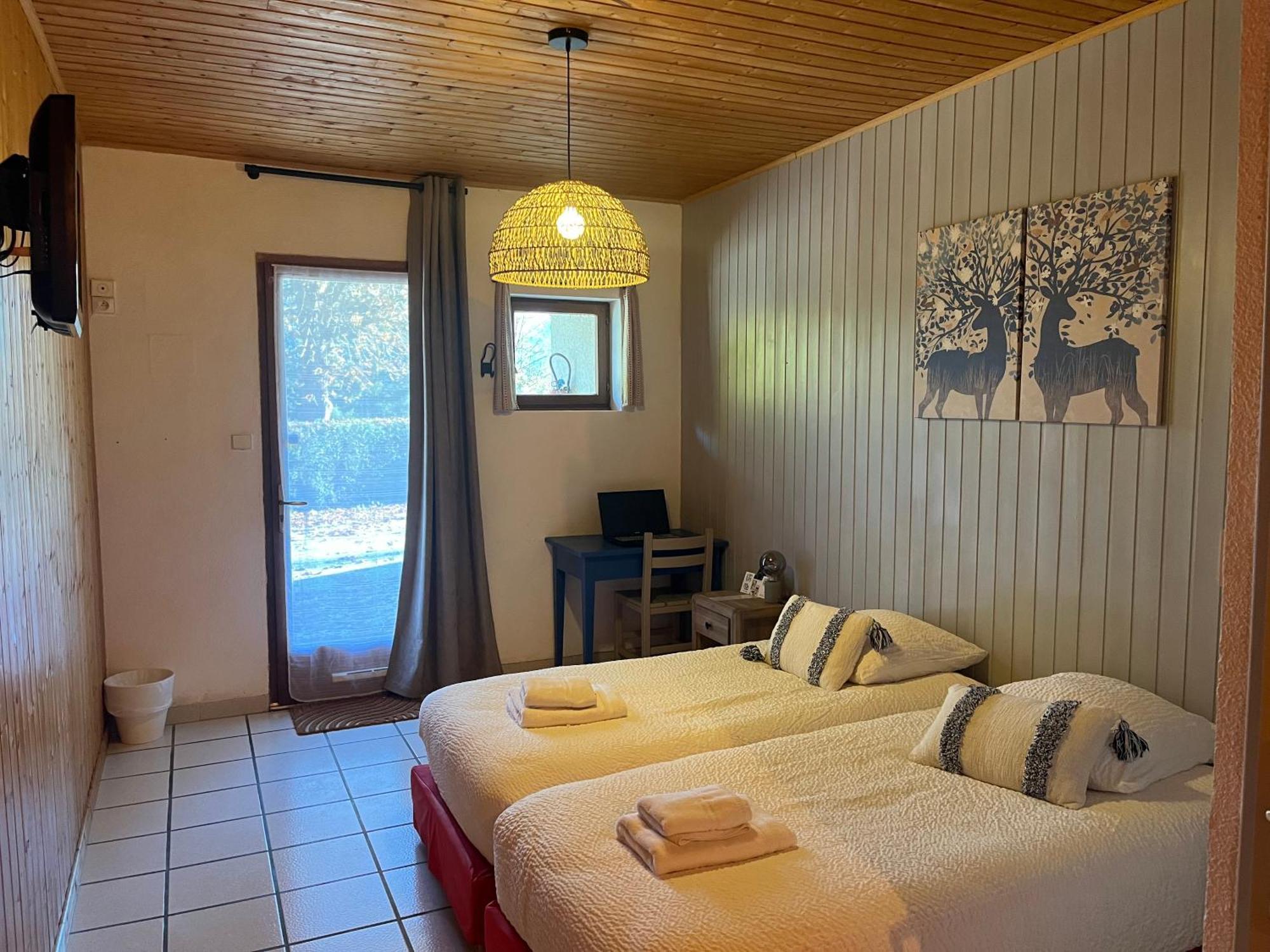 Logis Le Chalet Saint-Maurice-en-Trièves Eksteriør billede