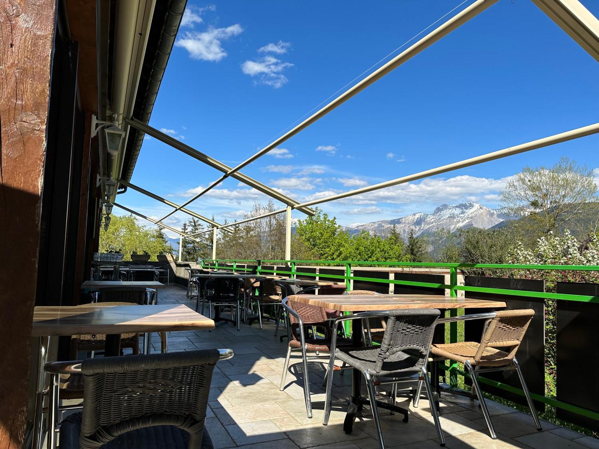 Logis Le Chalet Saint-Maurice-en-Trièves Eksteriør billede