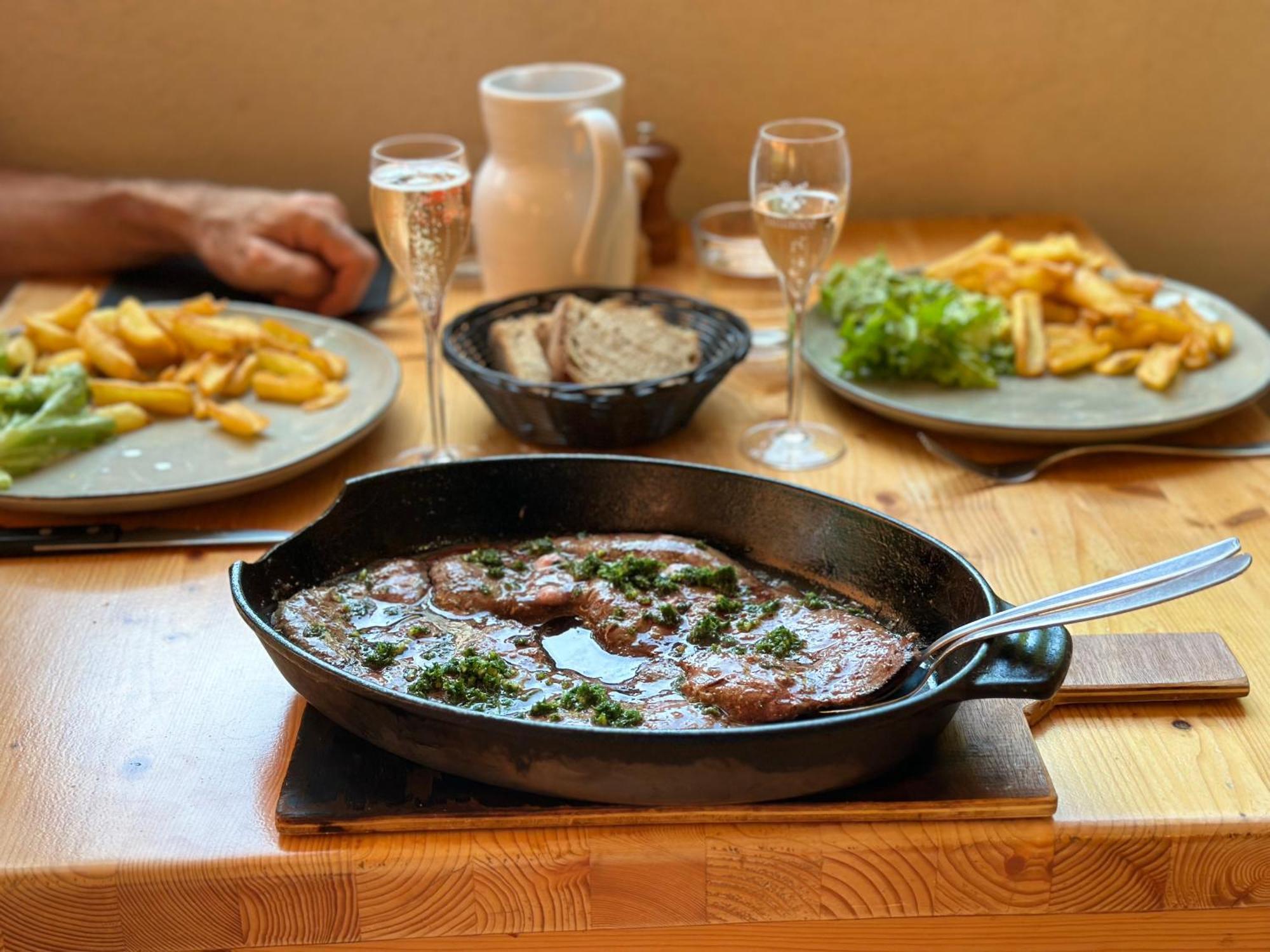 Logis Le Chalet Saint-Maurice-en-Trièves Eksteriør billede