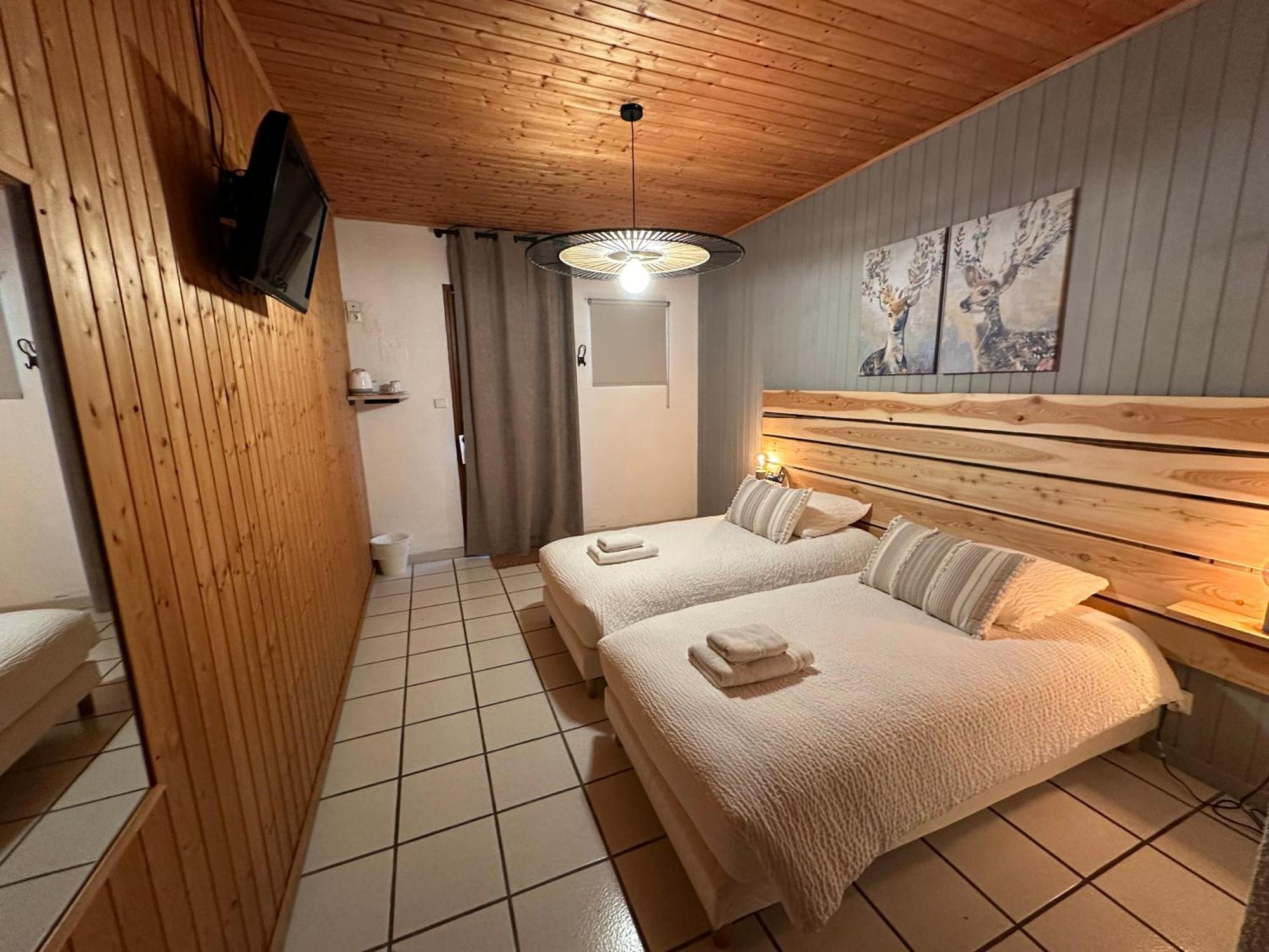 Logis Le Chalet Saint-Maurice-en-Trièves Eksteriør billede